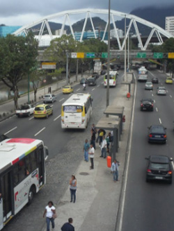 Avenida Francisco Bicalho
